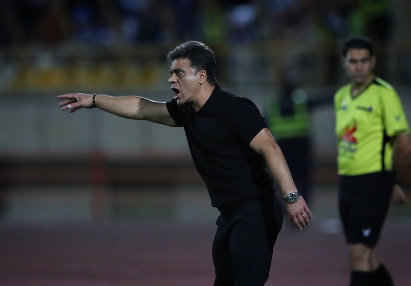 رضایی: سپاهانیها میخواستند VAR خود را بیاورند/ چند هفته است که حقمان را میخورند رضایی: سپاهانیها میخواستند VAR خود را بیاورند/ چند هفته است که حقمان را میخورند