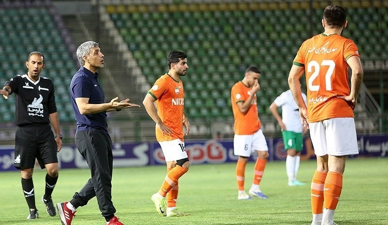 جدول لیگ برتر فوتبال پس از بازگشت 3 امتیاز به 3 تیم/ تیم خطیبی قعرنشین شد جدول لیگ برتر فوتبال پس از بازگشت 3 امتیاز به 3 تیم/ تیم خطیبی قعرنشین شد