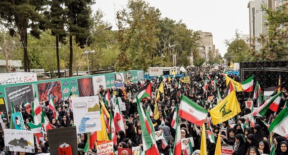 اعلام تمهیدات ترافیکی مراسم راهپیمایی ۱۳ آبان/پلیس راهور تهران: شهروندان برای حضور در مراسم از حمل‌ونقل عمومی استفاده کنند