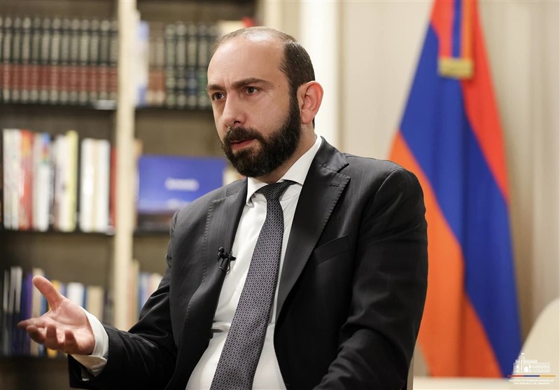 میرزویان: قانون اساسی ارمنستان قابل‌مذاکره با آذربایجان نیست