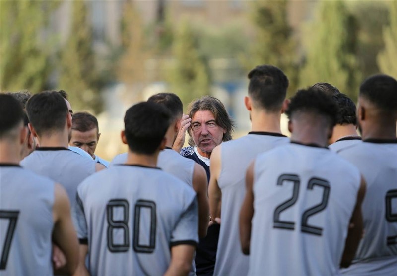 اعلام زمان شروع تمرینات استقلال در فیفادی اعلام زمان شروع تمرینات استقلال در فیفادی