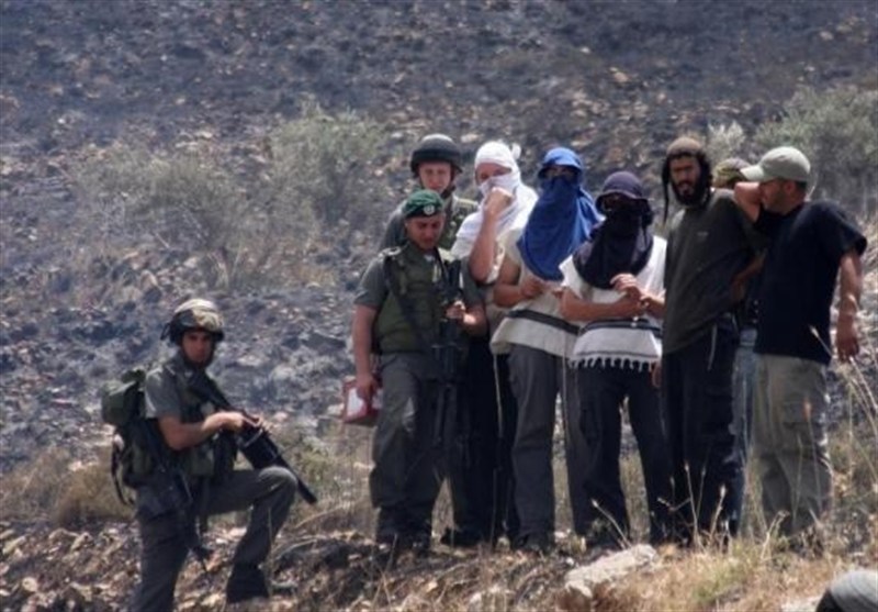 تشدید تجاوزات اشغالگران به کرانه باختری/ زخمی شدن 15 فلسطینی در طولکرم تشدید تجاوزات اشغالگران به کرانه باختری/ زخمی شدن 15 فلسطینی در طولکرم