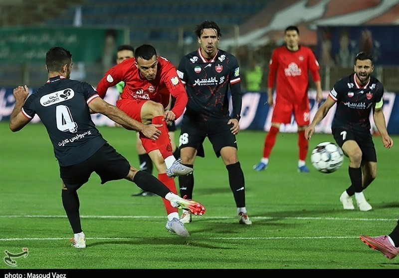 مظفریزاده: دیدار تراکتور - پرسپولیس در جام حذفی با حضور تماشاگر است! مظفریزاده: دیدار تراکتور - پرسپولیس در جام حذفی با حضور تماشاگر است!