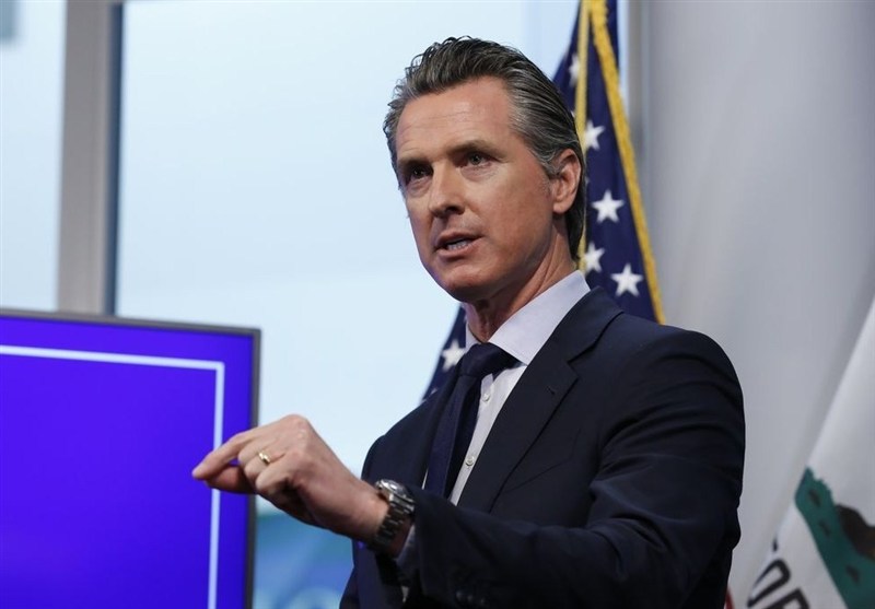 فرماندار کالیفرنیا: ما با یک گونه مهاجم به نام دونالد ترامپ روبرو هستیم فرماندار کالیفرنیا: ما با یک گونه مهاجم به نام دونالد ترامپ روبرو هستیم