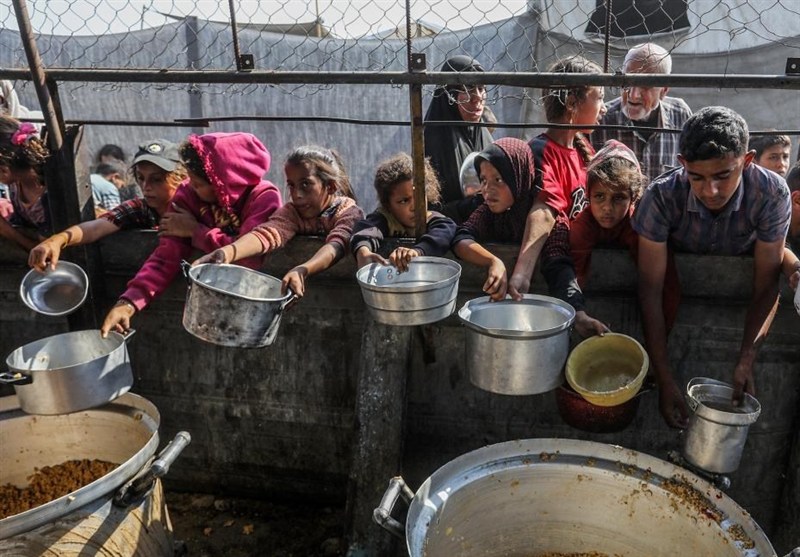 ادامه نسلکشی با گرسنگی؛ سیاست فریبکارانه اسرائیل در ورود کمکهای غیرضروری به غزه ادامه نسلکشی با گرسنگی؛ سیاست فریبکارانه اسرائیل در ورود کمکهای غیرضروری به غزه