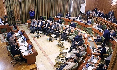 جدال لفظی زاکانی و چمران در جلسه شورای شهر