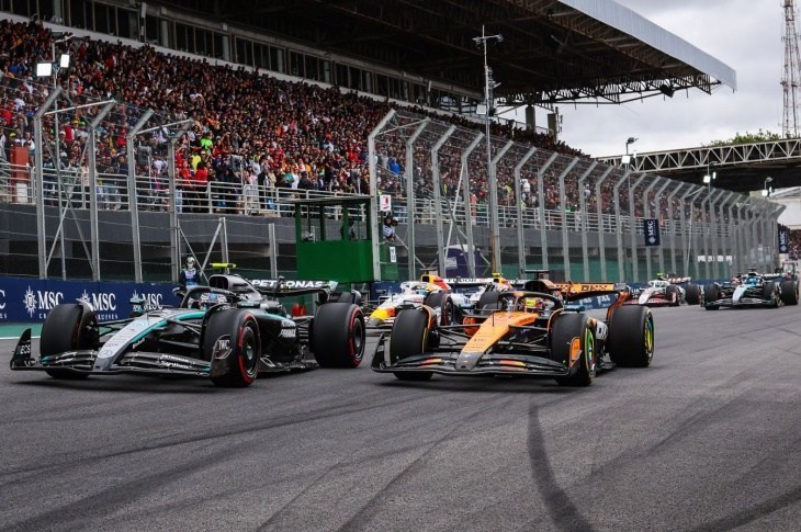 اتومبیلرانی فرمول یک ,