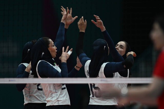 برنز بازیهای ریاض بر گردن زنان والیبال ایران برنز بازیهای ریاض بر گردن زنان والیبال ایران