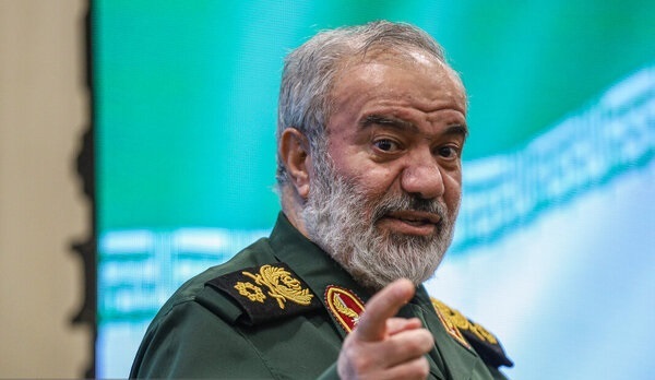 برد موشک‌هایمان محدود نمی‌شود/ سپاه مسیر پیشرفت را ادامه می‌دهد