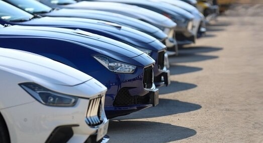 تناقض در بازار خودرو/ واردات افزایش یافته اما عرضه همچنان محدود است تناقض در بازار خودرو/ واردات افزایش یافته اما عرضه همچنان محدود است