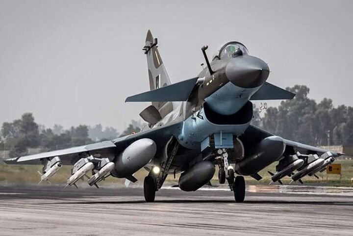 جنگنده J-۱۰؛ نماد اقتدار هوایی پکن و گزینهای استراتژیک برای ایران جنگنده J-۱۰؛ نماد اقتدار هوایی پکن و گزینهای استراتژیک برای ایران