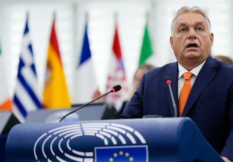 اوربان: اتحادیه اروپا خود را برای جنگ آماده میکند اوربان: اتحادیه اروپا خود را برای جنگ آماده میکند