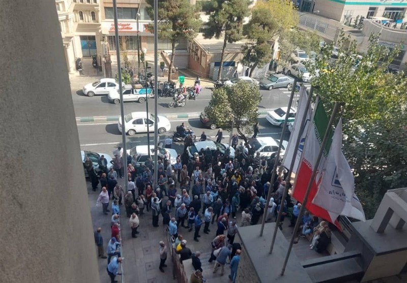 چرا سازمان ملی زمین و مسکن مشکل تعاونیهای 33گانه را حل نمیکند؟ چرا سازمان ملی زمین و مسکن مشکل تعاونیهای 33گانه را حل نمیکند؟