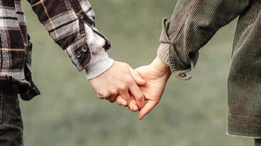 تعادل بین صمیمیت و استقلال تعادل بین صمیمیت و استقلال