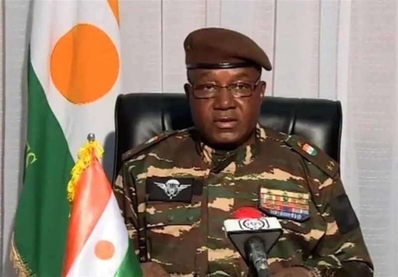 نیجر اورانیوم خود را به بالاترین پیشنهاد میفروشد نیجر اورانیوم خود را به بالاترین پیشنهاد میفروشد