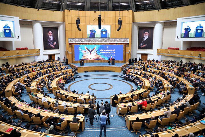 دشمن بداند نمی‌تواند یک ملت مصمم را تسلیم خواسته‌های خود کند/با تکیه بر پشتکار افراد دارای معلولیت و مردم ایستاده‌ایم تا ایران را بهتر بسازیم