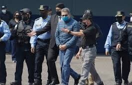 تناقض ترامپ؛ مبارزه با قاچاق یا آزادی رئیس‌جمهور متهم به قاچاق کوکائین