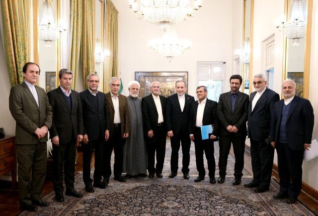 نشست مشترک عراقچی با نمایندگان دیپلمات نشست مشترک عراقچی با نمایندگان دیپلمات