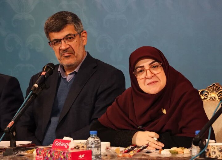 دولت اصلاحات اقتصادی را برای خروج از ناترازی ها آغاز کرد/وجود فساد را نمی‌توان انکار کرد، بخش خصوصی همچنان گرفتار است