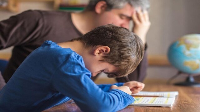 چرا دانش آموزان میپرسند که درس بخوانیم چه شود؟ چرا دانش آموزان میپرسند که درس بخوانیم چه شود؟