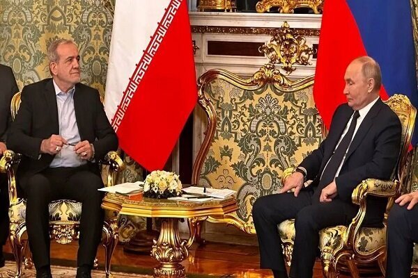 پزشکیان و پوتین در ترکمنستان دیدار میکنند پزشکیان و پوتین در ترکمنستان دیدار میکنند