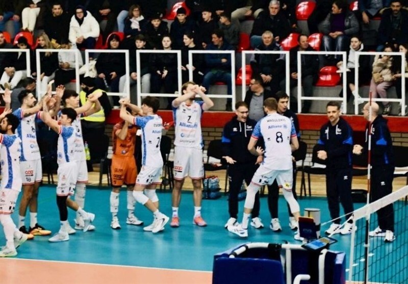 پیروزی میلان در سرمای مقدونیه/ پیاتزا در یخبندان سالن به ستوه آمد!