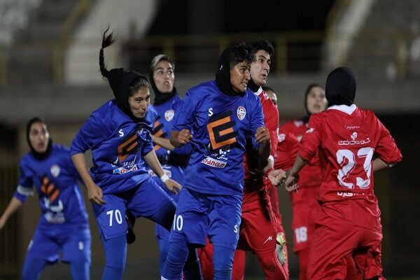 جمعه داغ تهران با جدال پرسپولیس و ایستا/ تلاش گل گهر برای رسیدن به صدر