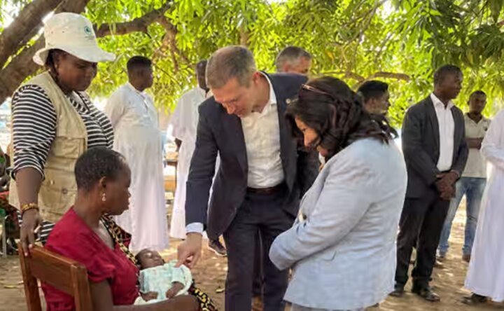 هشدار سازمانهای اسلامی نیجریه درباره توطئه آمریکا علیه این کشور هشدار سازمانهای اسلامی نیجریه درباره توطئه آمریکا علیه این کشور