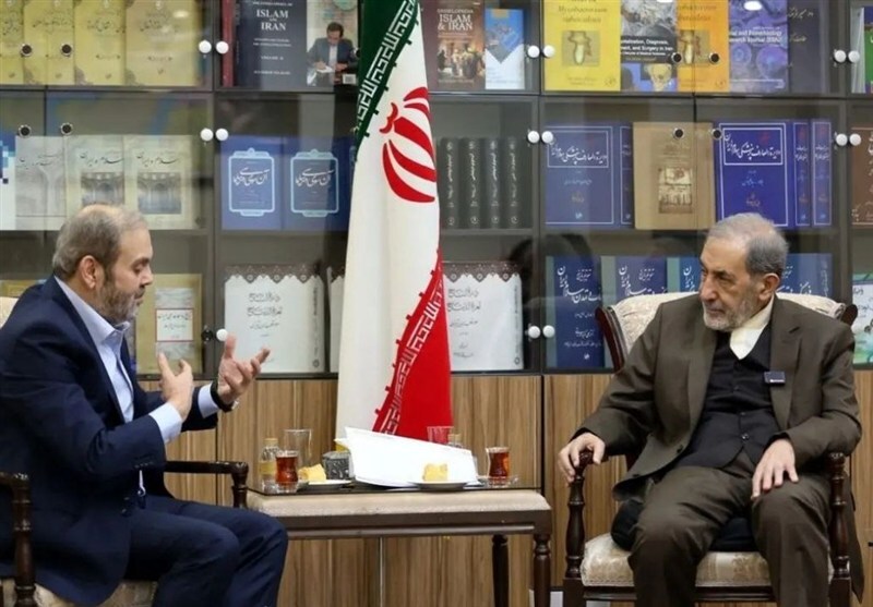 ولایتی: ایران با قاطعیت از حزبالله بهعنوان ستون اصلی مقاومت حمایت میکند ولایتی: ایران با قاطعیت از حزبالله بهعنوان ستون اصلی مقاومت حمایت میکند