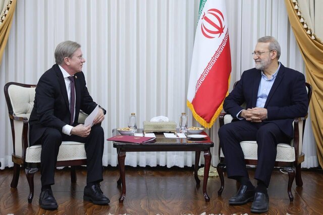 لاریجانی: تمامی اراضی واقع در مسیر کریدور شمال ـ جنوب به تملک دولت درخواهد آمد لاریجانی: تمامی اراضی واقع در مسیر کریدور شمال ـ جنوب به تملک دولت درخواهد آمد