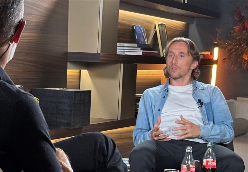 مودریچ: میلان از نظر اعتبار و تاریخ نزدیک به رئال مادرید است/ بازی در سری A آسان نیست