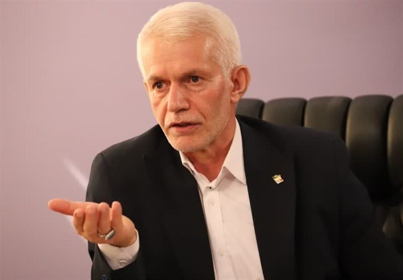 اسبقیان: خطر تعلیق فدراسیون ژیمناستیک را تهدید نمی‌کند