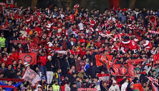 تراکتور جلوی صدرنشینی چادرملو را گرفت/ آلومینیوم دقیقه ۹۰ از شکست گریخت تراکتور جلوی صدرنشینی چادرملو را گرفت/ آلومینیوم دقیقه ۹۰ از شکست گریخت