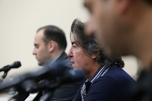 بازی سختی با فولاد داشتیم؛ رفتار یک بازیکن استقلال نرمال نیست