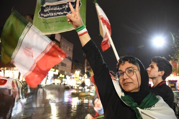 مکان اجتماعات شبانه راه اندازی شده توسط شهرداری کدام مناطق است؟ مکان اجتماعات شبانه راه اندازی شده توسط شهرداری کدام مناطق است؟