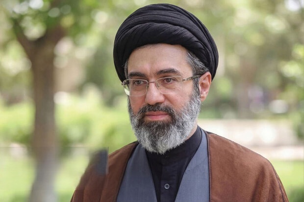 قدردانی رهبر معظم انقلاب از علمای اهل سنت استان کردستان قدردانی رهبر معظم انقلاب از علمای اهل سنت استان کردستان