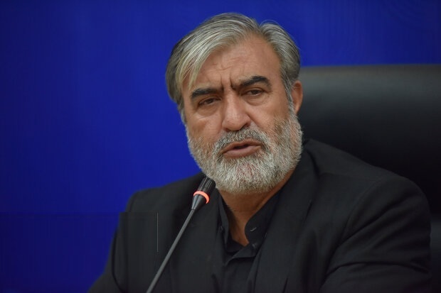 عزیزی: دوران مهمان‌نوازی ۴۷ ساله در تنگه هرمز تمام شده است