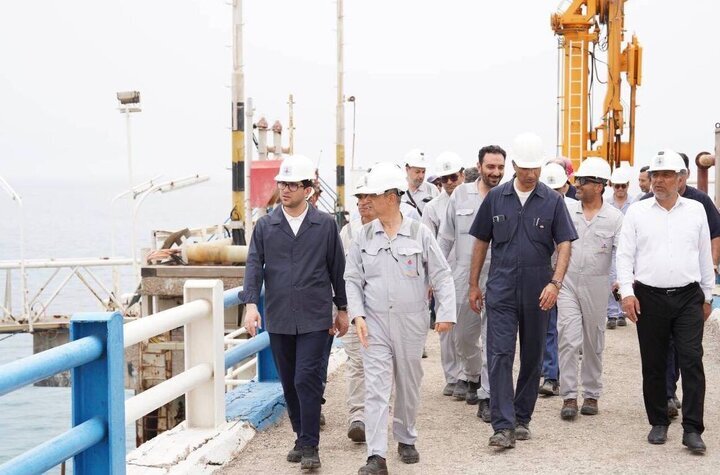 پشتیبانی شرکت پالایش و پخش در بازگردانی تأسیسات آسیبدیده نفتی پشتیبانی شرکت پالایش و پخش در بازگردانی تأسیسات آسیبدیده نفتی