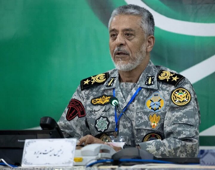 در برابر غیرت مردم، جانفدا شدن کم است در برابر غیرت مردم، جانفدا شدن کم است