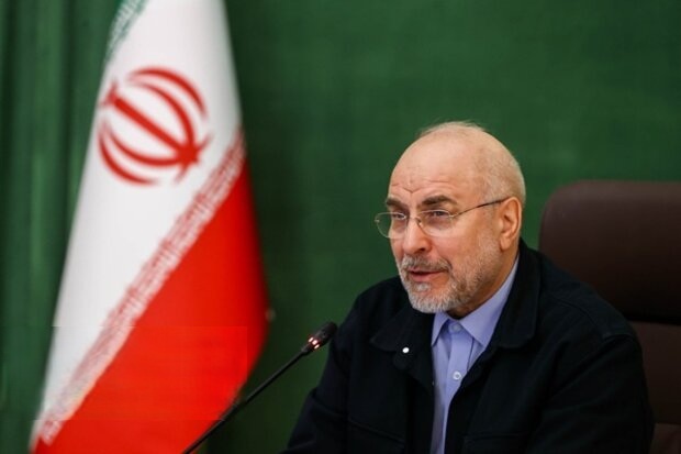 طعنه قالیباف به مخفی شدن سربازان آمریکایی در هتل‌ها و پارک‌ها