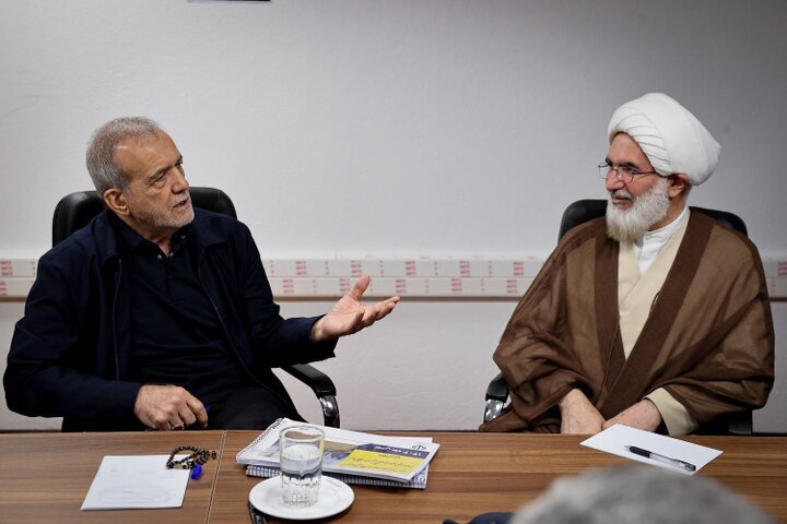 پزشکیان: دستاوردهای نیروهای مسلح در میدان نظامی با صرفهجویی در میدان اقتصادی تکمیل شود پزشکیان: دستاوردهای نیروهای مسلح در میدان نظامی با صرفهجویی در میدان اقتصادی تکمیل شود