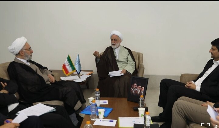«خطهای سفید» و «اینترنتپرو» بهصورت کامل و جامع تعیینتکلیف شود «خطهای سفید» و «اینترنتپرو» بهصورت کامل و جامع تعیینتکلیف شود