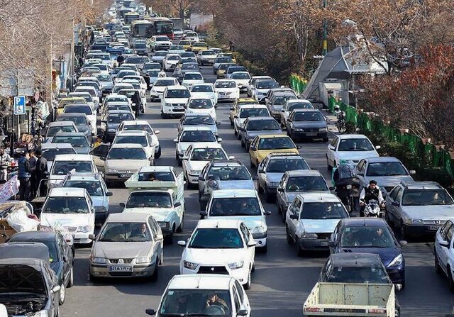 ترافیک سنگین در آزادراههای قزوین–کرج و ساوه–تهران/ انسداد جاده قدیم چالوس تا ۳۰ اردیبهشت ترافیک سنگین در آزادراههای قزوین–کرج و ساوه–تهران/ انسداد جاده قدیم چالوس تا ۳۰ اردیبهشت
