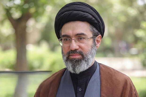 وحدت بین هم‌وطنان در دشمن شکستگی بوجود آورده است
