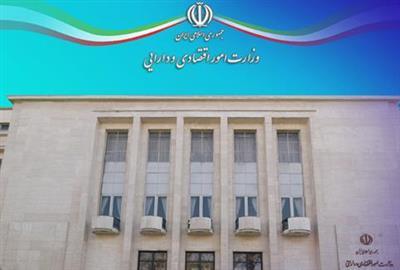 ما ۴۷ سال است که شعار «نه به پادشاهی» سر می‌دهیم