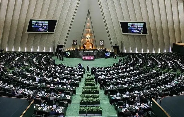 علاوه بر تداوم جلسات کمیسیونها و جلسات نظارتی، مقدمات فعالیت رسمی صحن درحال پیگیری است/ جلسات وبیناری صحن نیز ادامه دارد علاوه بر تداوم جلسات کمیسیونها و جلسات نظارتی، مقدمات فعالیت رسمی صحن درحال پیگیری است/ جلسات وبیناری صحن نیز ادامه دارد