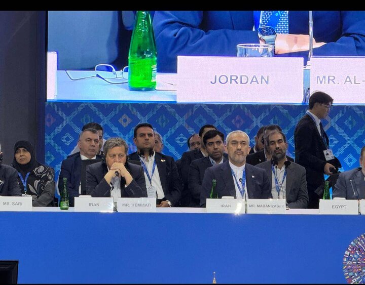 حضور وزیر اقتصاد در اجلاس صندوق بینالمللی پول در بانکوک حضور وزیر اقتصاد در اجلاس صندوق بینالمللی پول در بانکوک