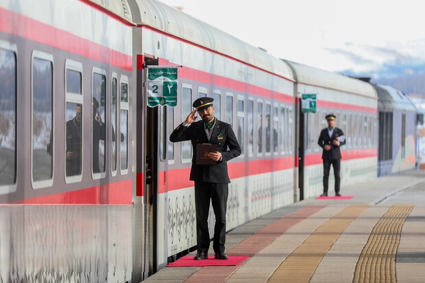 بلیت قطار در کمتر از ۴ ماه ۵۱ درصد گران شد