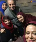 سلفی بازیگران معروف در پشت صحنه سریال جدیدشان+ عکس