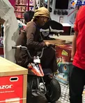 تلفيق عجيب سنت و مدرنيته در يك كشور عربي +عكس